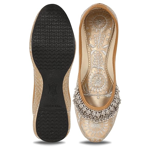 Women's Embroidered Payal Style Punjabi Mojari - Image 3