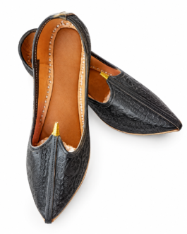 Black Embossed Traditional Jutti for Men – Classic Rajasthani Elegance